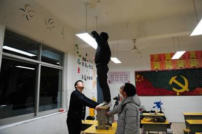守护学生“光明未来” 南昌市现代教育技术中心开展LED护眼灯教室现场抽检行动